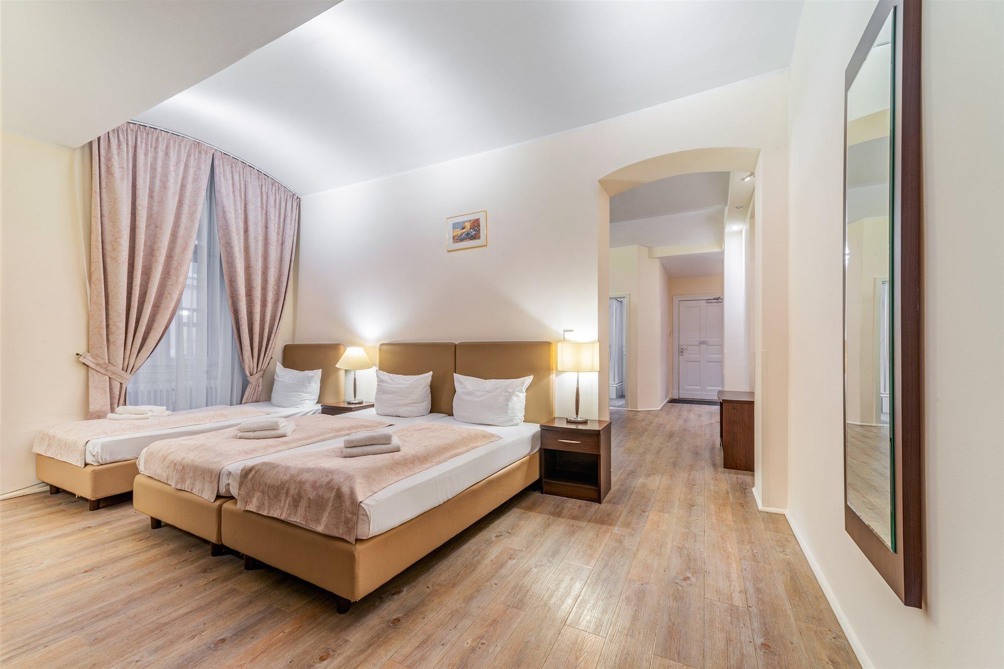 Upper Room Hotel Kurfuerstendamm Berlin Luaran gambar