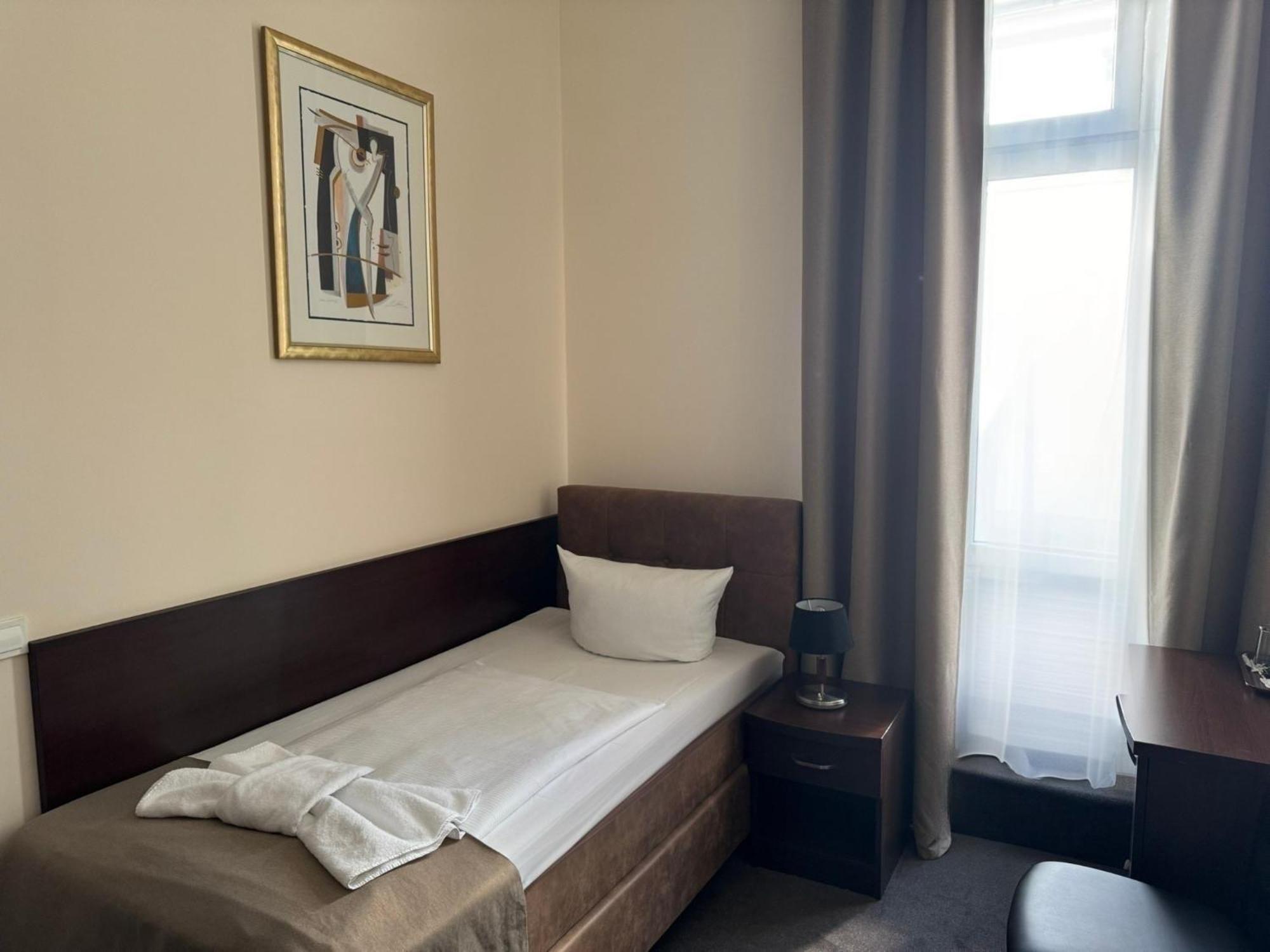 Upper Room Hotel Kurfuerstendamm Berlin Luaran gambar