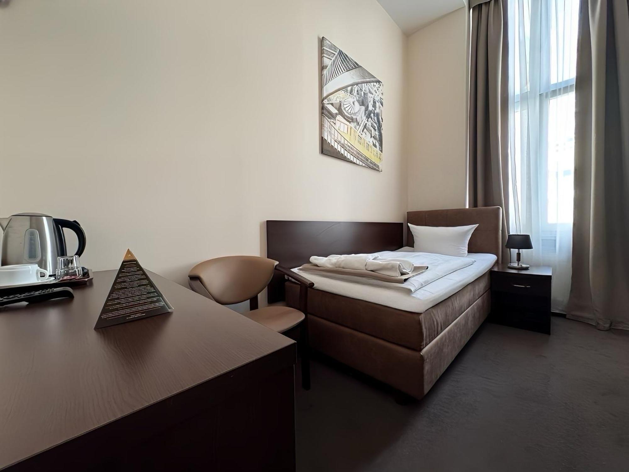 Upper Room Hotel Kurfuerstendamm Berlin Luaran gambar