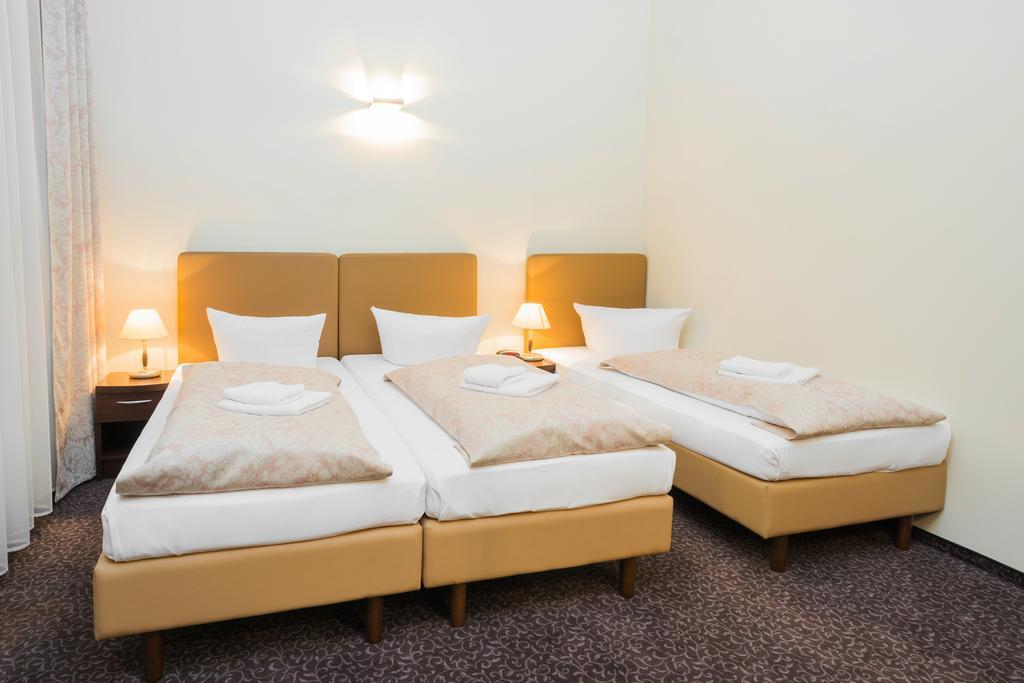 Upper Room Hotel Kurfuerstendamm Berlin Bilik gambar